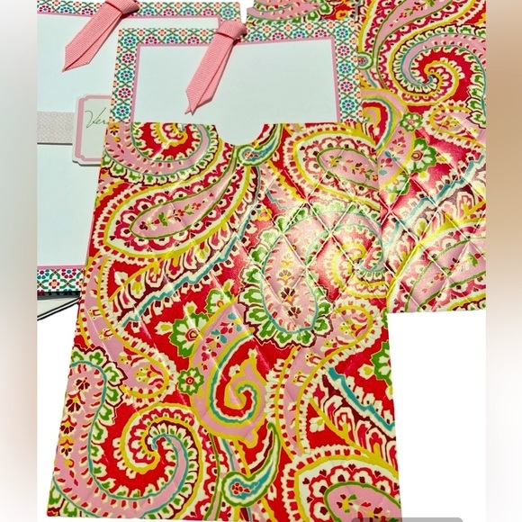 Vera Bradley Invitation Set - Picture 2 of 3